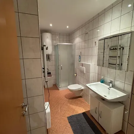 Fryba Apartment *