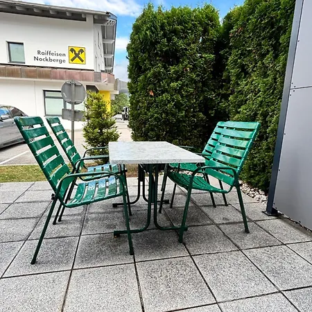 Fryba Apartment